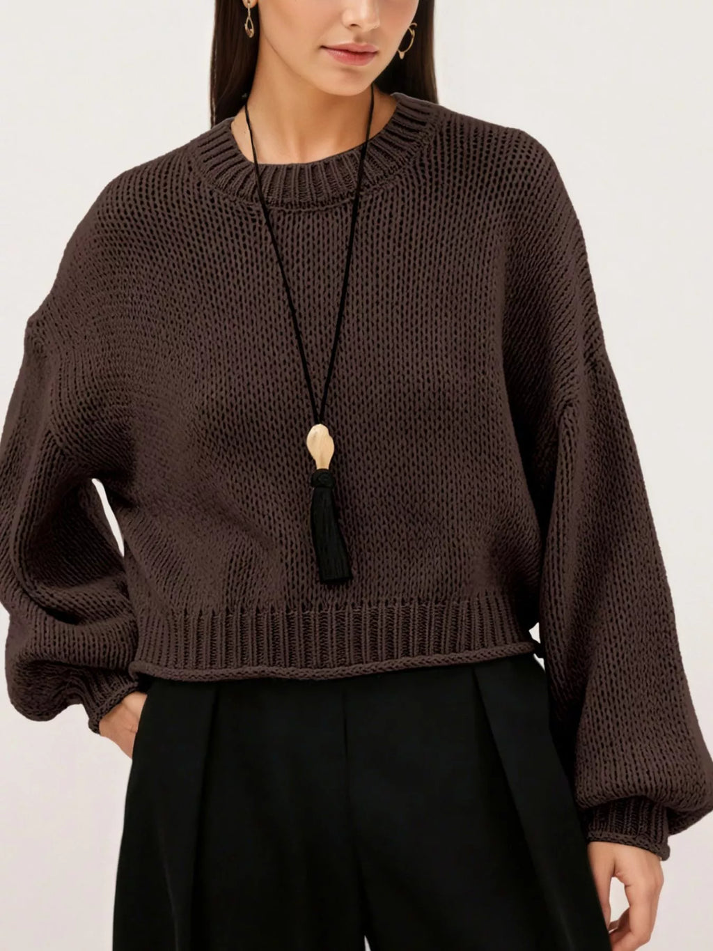 Oversized Chunky Knit Sweater – detail view 9 – Muse & Moss