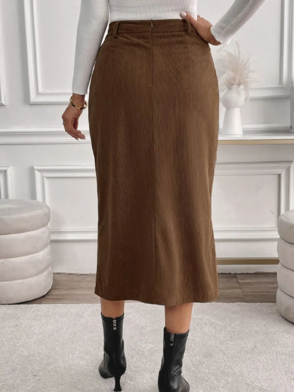 Perfee Slit Midi Skirt with Pockets – detail view 2 – Muse & Moss