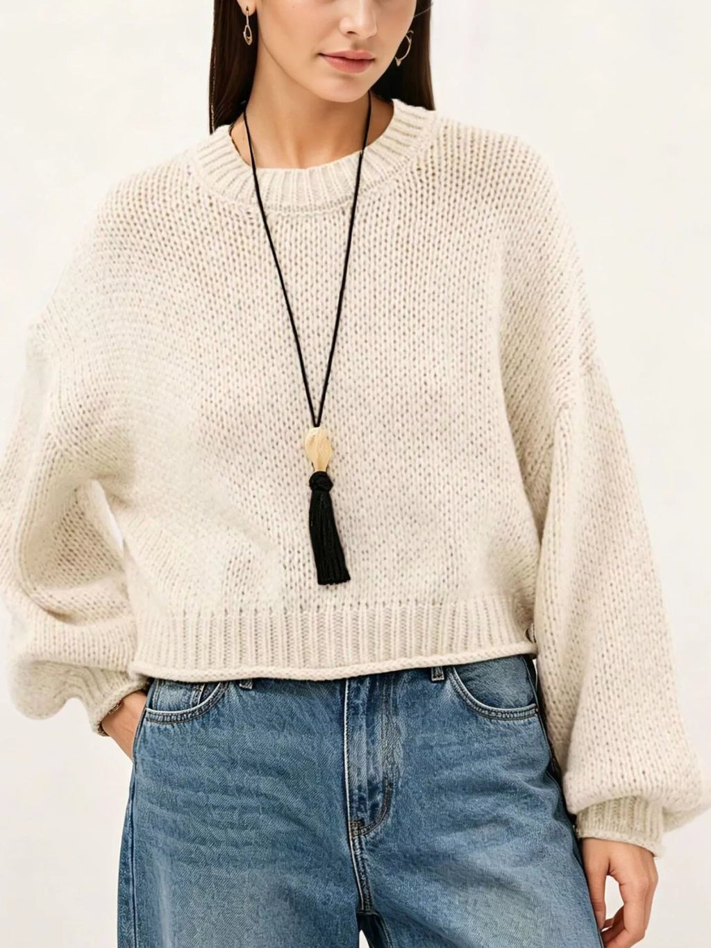 Oversized Chunky Knit Sweater – detail view 2 – Muse & Moss