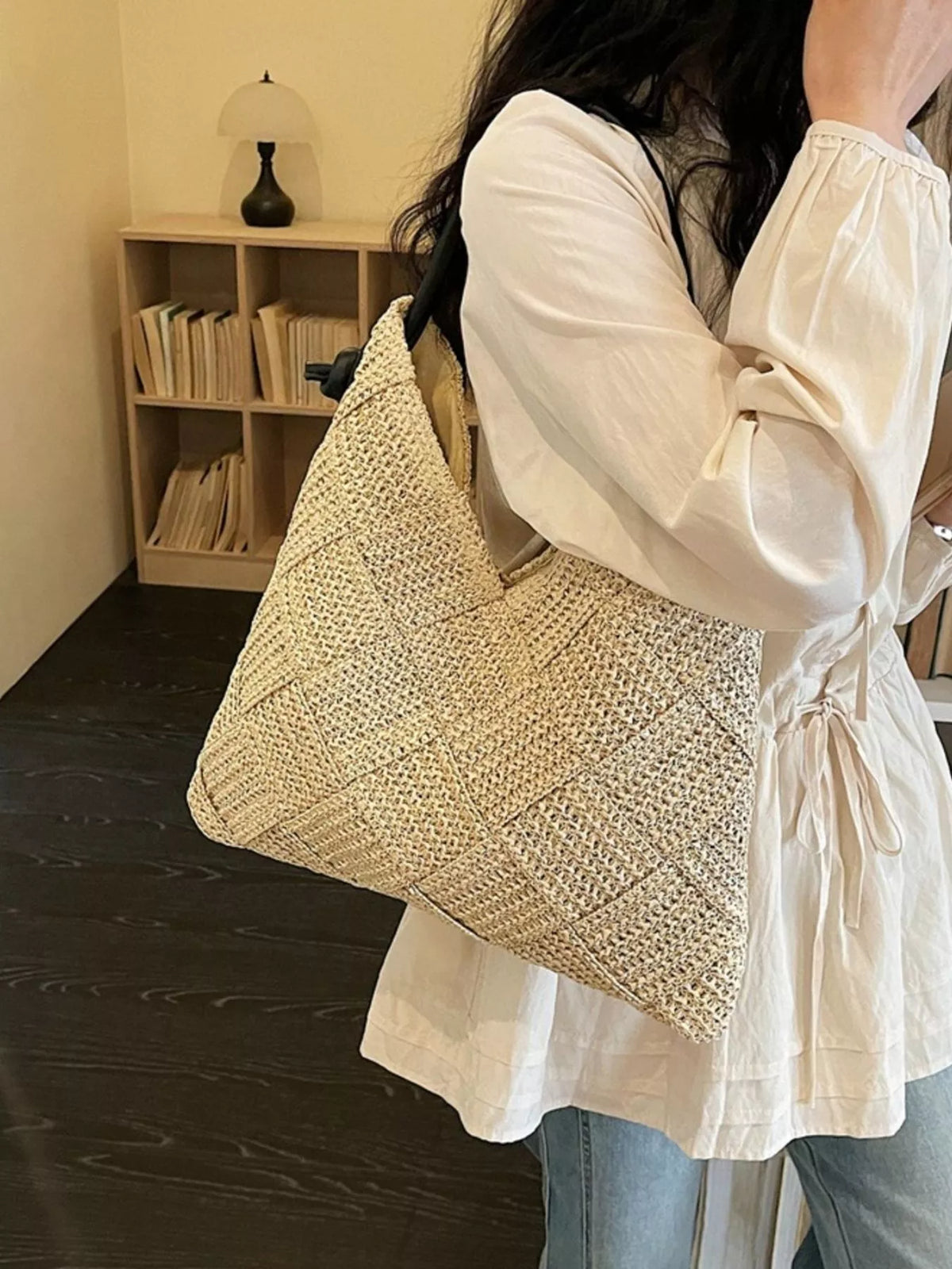 Woven Straw Shoulder Bag – detail view 4 – Muse & Moss